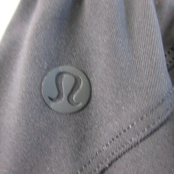 Lululemon Keep Moving Women's Crop Pants 4 Black Drawstring Pockets Travel 336 - Picture 3 of 12